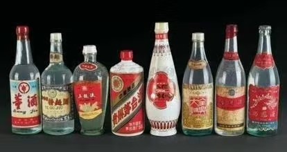 成都高价回收烟酒老酒名酒茅台酒冬虫夏草高档洋酒红酒礼品电话